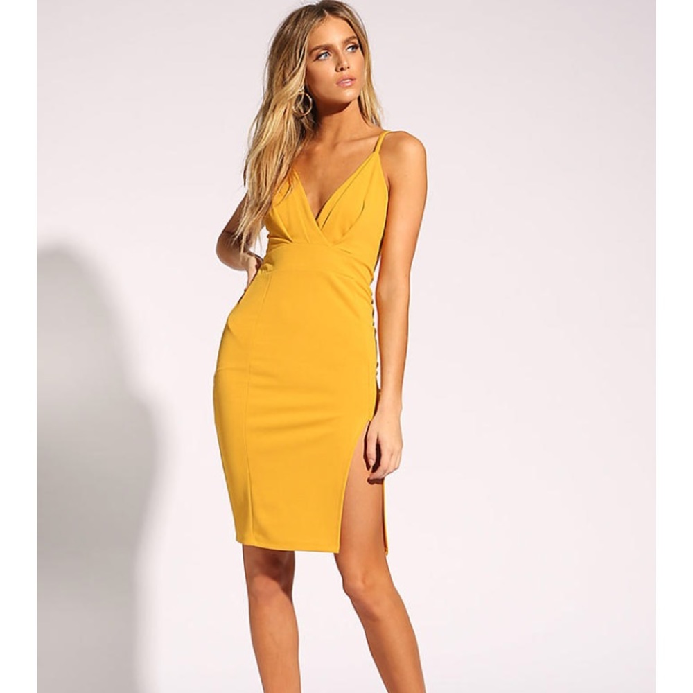 Mustard pleated slit bodycon dress